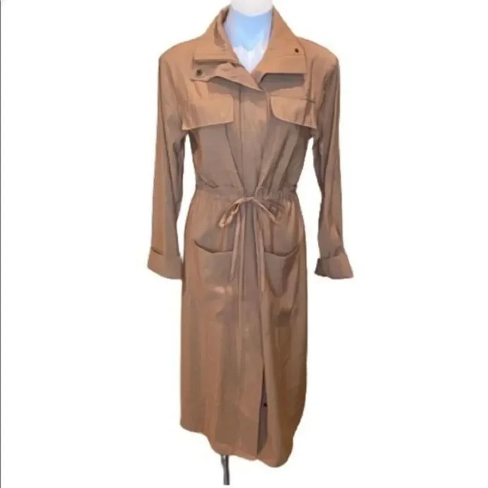 Ontwelfth trench coat